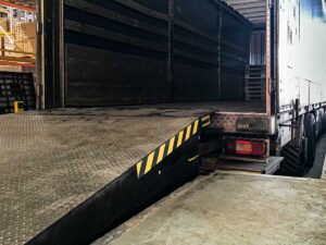 Dock leveller